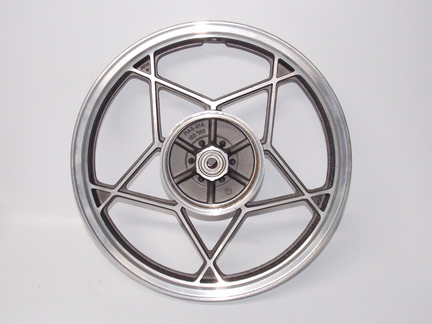 NEW 1980'S NOS 18" x 1.85 ENKEI BLACK ALLOY WHEEL FRONT SUZUKI TUBELESS JAPAN - MotoRaider