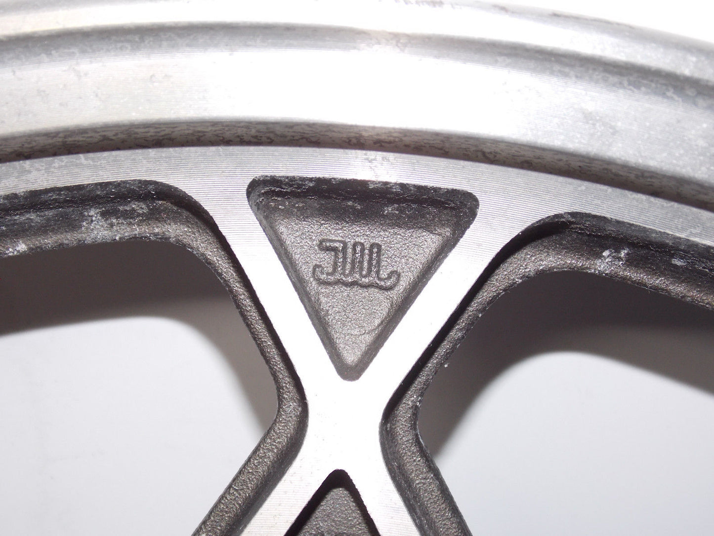 NEW 1980'S NOS 18" x 1.85 ENKEI BLACK ALLOY WHEEL FRONT SUZUKI TUBELESS JAPAN - MotoRaider