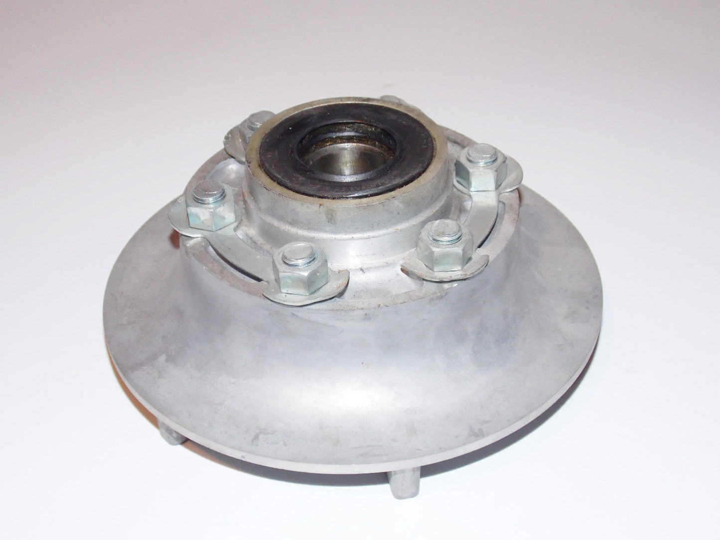 NOS SUZUKI 1979 1981 1984 1988 GS425 GS300 GS450 SPROCKET DRUM ASSY 64611-44001 - MotoRaider