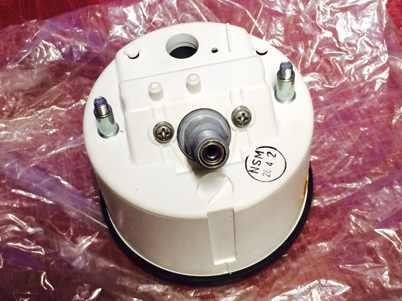 NOS OEM SUZUKI 1982 1983 GS500 SPEEDOMETER SPEEDO IN KILOMETERS 34110-45630 - MotoRaider