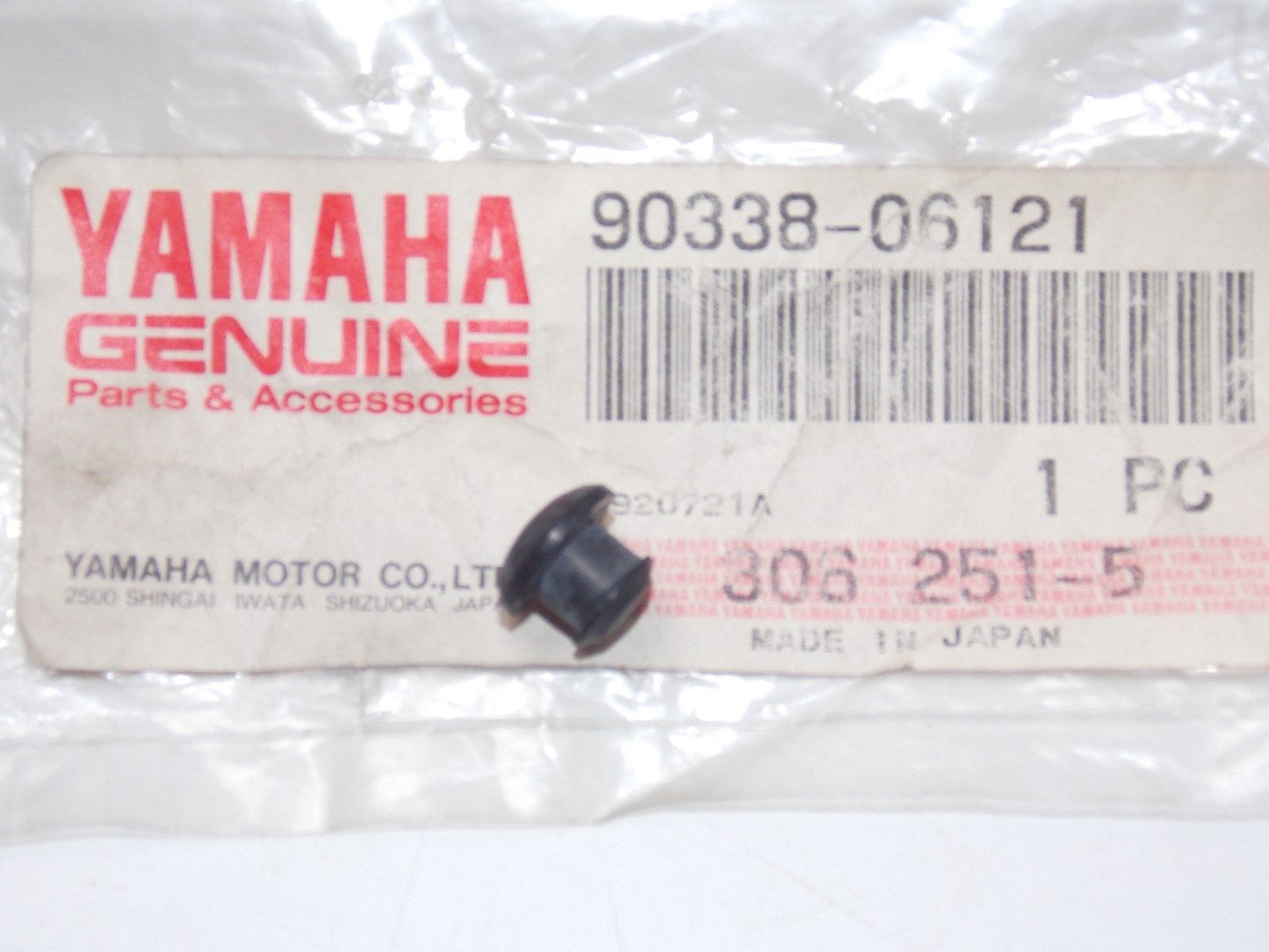 NOS YAMAHA 1982-1999 SPECIAL SHAPE PLUG XV750 XV920 XV1000 XV1100 90338-06121 - MotoRaider