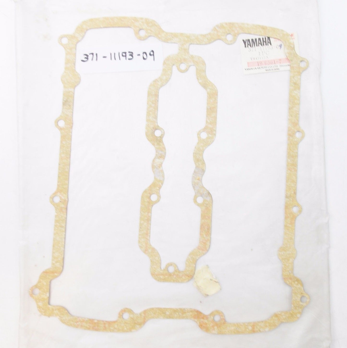 NOS YAMAHA 1973 HEAD COVER 1 GASKET TX550 371-11193-09 - MotoRaider