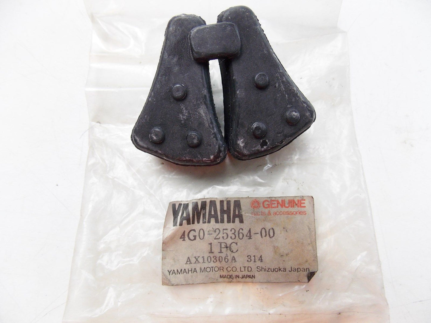 NOS YAMAHA 1981 1982 1983 DAMPER XJ550 XS400 4G0-25364-00 - MotoRaider