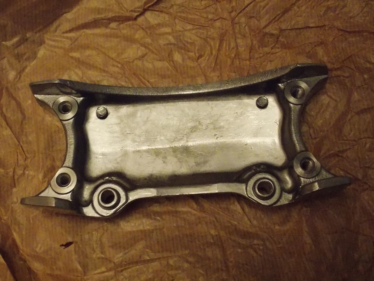 NOS YAMAHA 1983 1984 1985 FORK BRACE XJ900 FJ600 31A-2313A-30 - MotoRaider