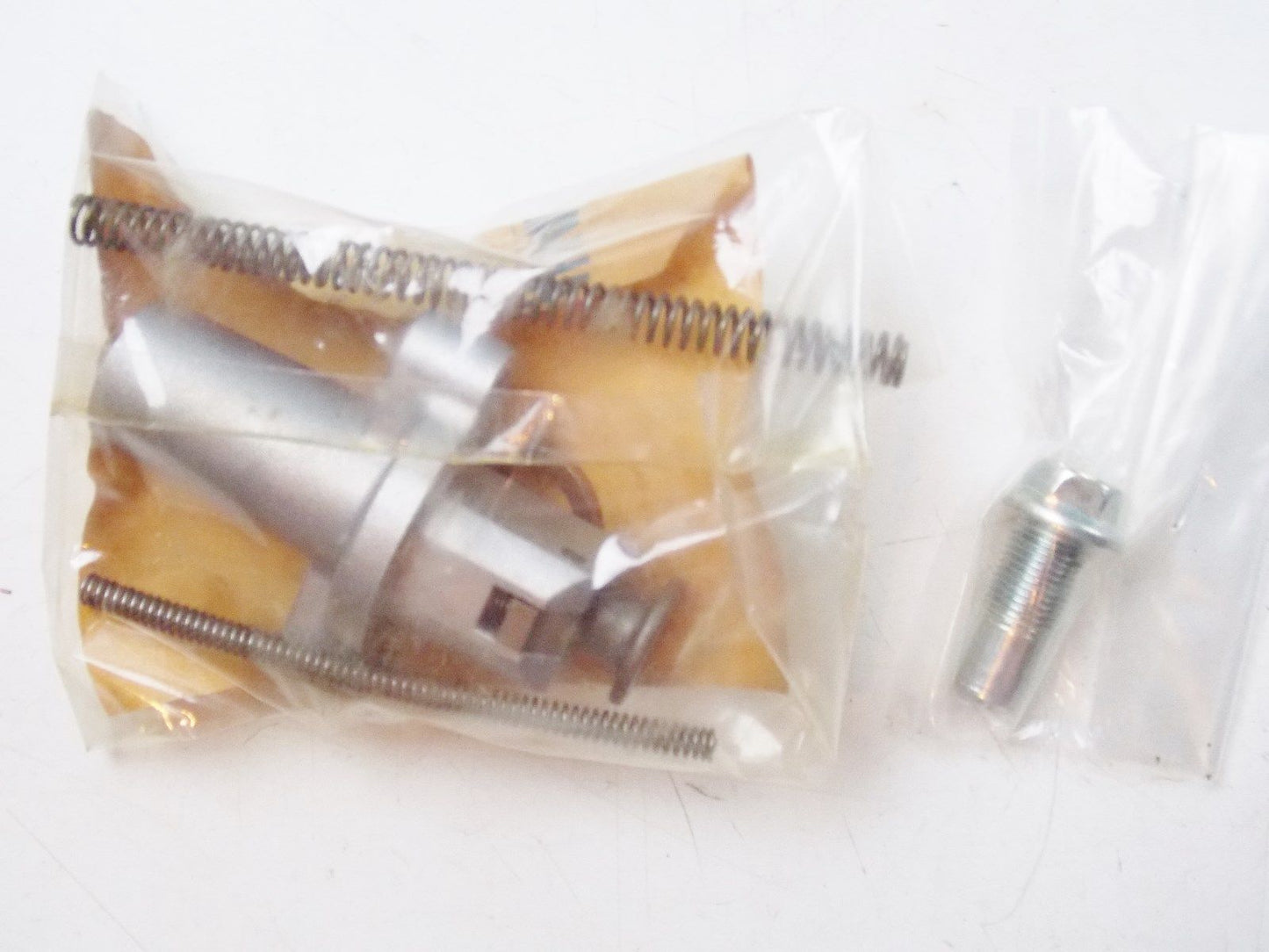 NOS YAMAHA 1997-2007 CAM CHAIN TENSIONER ASSY YZF600 FZR600 1WG-12210-02 - MotoRaider