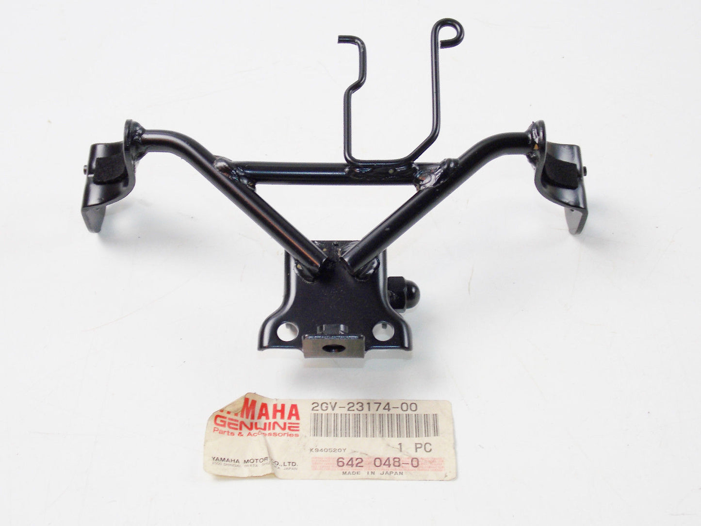 NOS YAMAHA 1987 1997 VIRAGO 535 XV535 HEADLIGHT STAY BRACKET MOUNT 2GV-23174-00 - MotoRaider