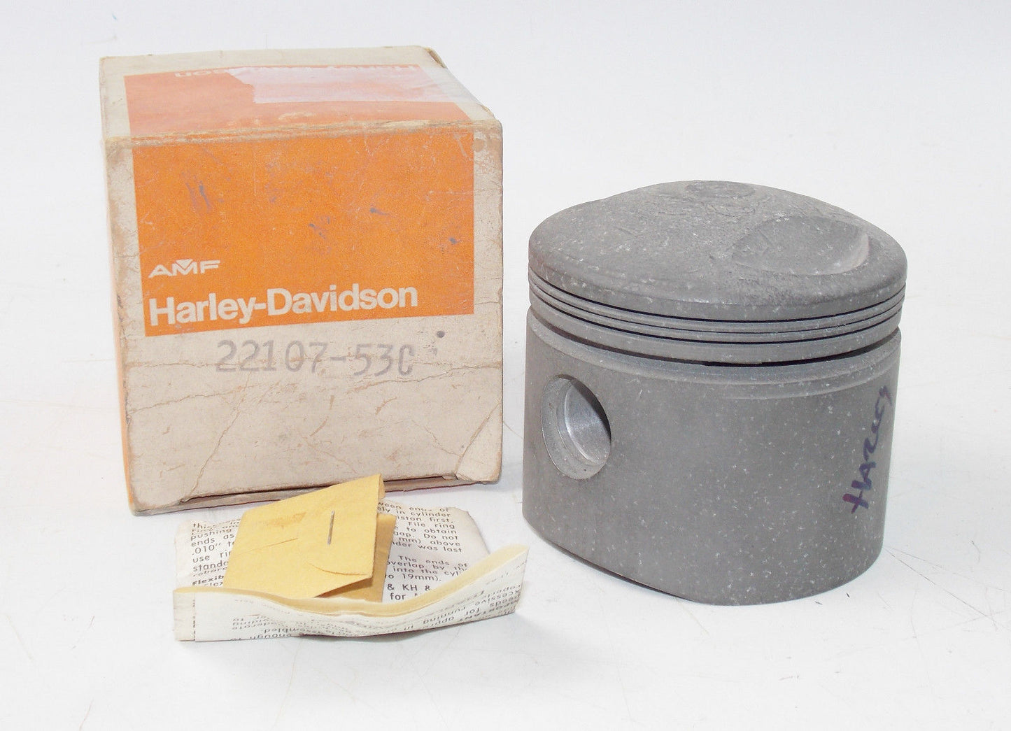 NOS OEM 1953 1973 HARLEY SHOVEL PAN HEAD PISTON .50 OVER 22107-53C ENGINE MOTOR - MotoRaider