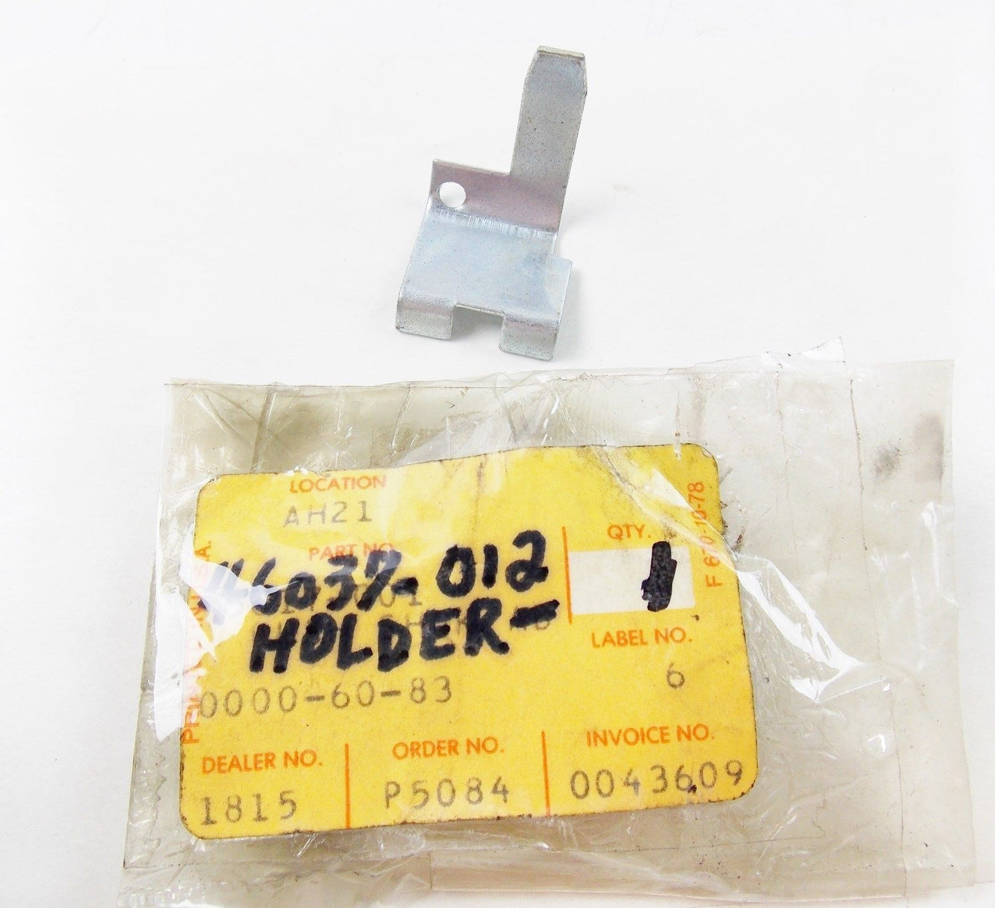 NOS KAWASAKI 1966-1971 R UPPER SWITCH WIRING HOLDER W1/2 A1/7 46037-012 - MotoRaider