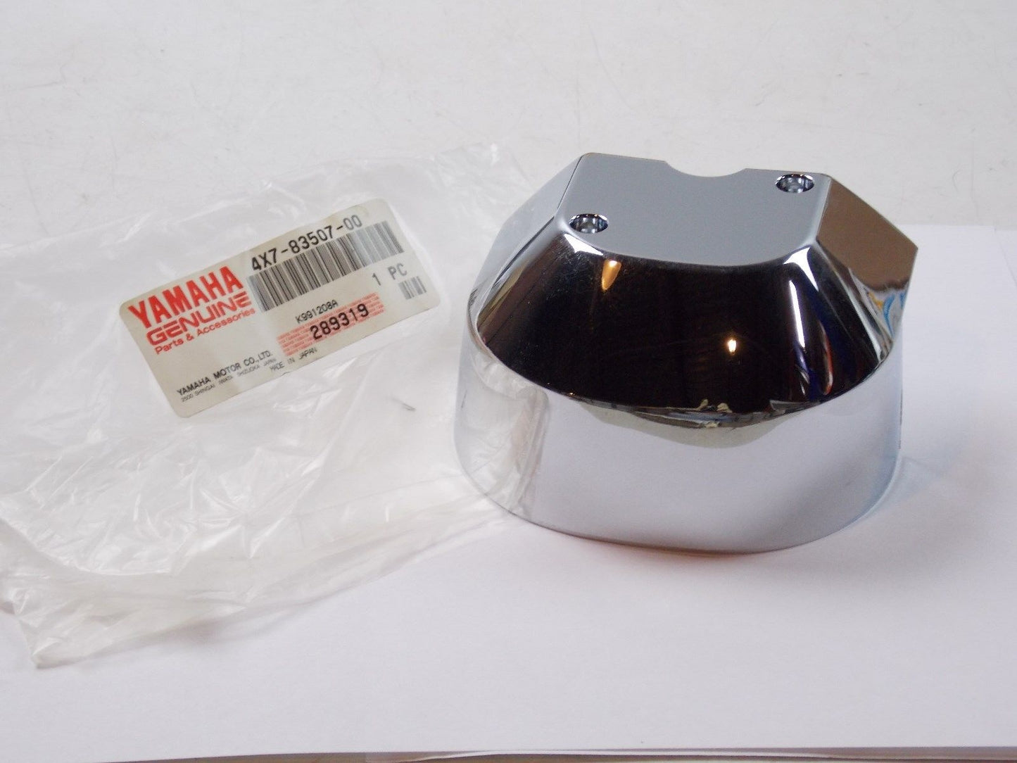 NOS YAMAHA ORIGINAL 1981 1982 1983 SPEEDOMETER COVER XV750 4X7-83507-00 - MotoRaider
