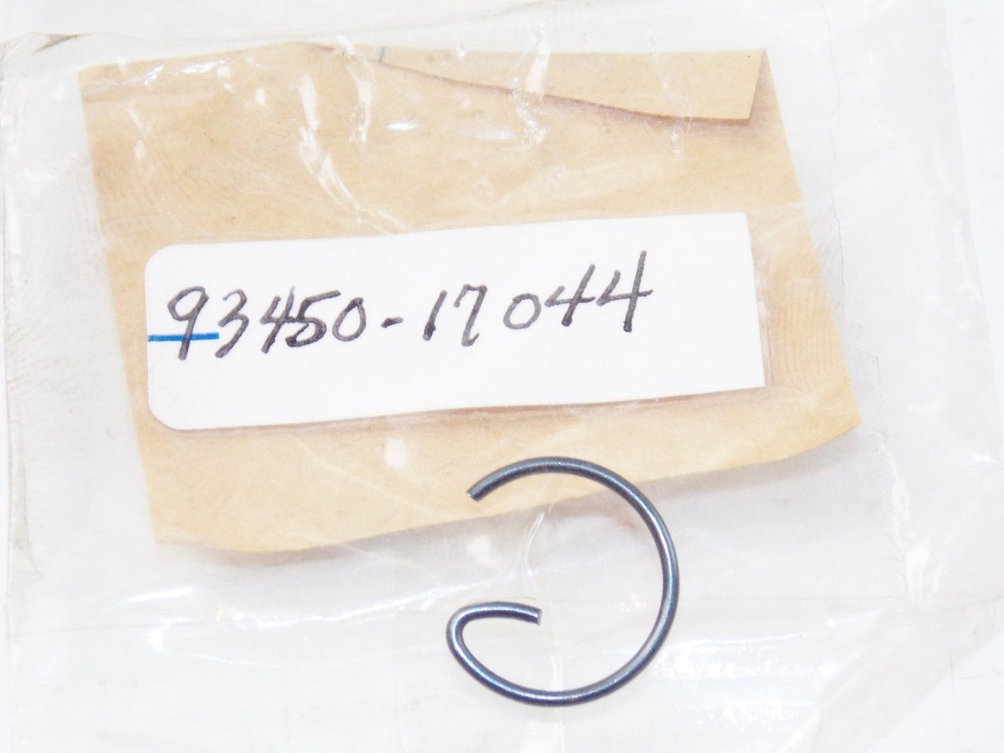 NOS YAMAHA 1976-2015 MAXIM-XJ700NC TW200-TW200F1C CIRCLIP INNER 93450-17044 - MotoRaider