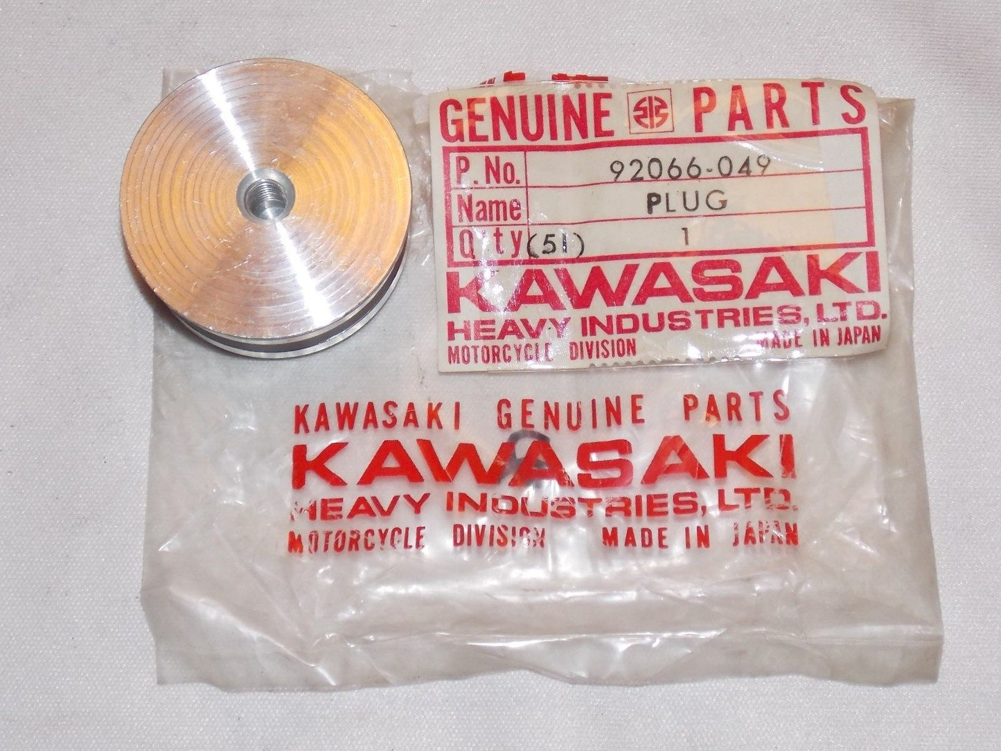 NOS KAWASAKI 1976-1984 CRANKCASE ENGINE PLUG KZ750 92066-049 - MotoRaider
