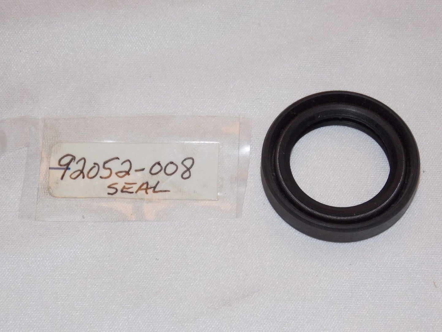 NOS KAWASAKI 1966-1969 1976 OIL SEAL W1 W2 KZ900 92052-008 - MotoRaider