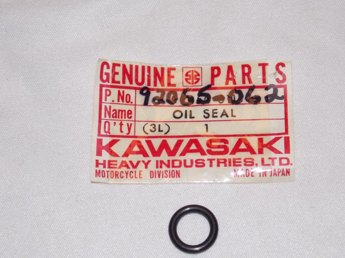 NOS KAWASAKI 1967-1981 FUEL COCK O-RING C2 G3/4/5 MC1 KD80 KT250 92065-062 - MotoRaider