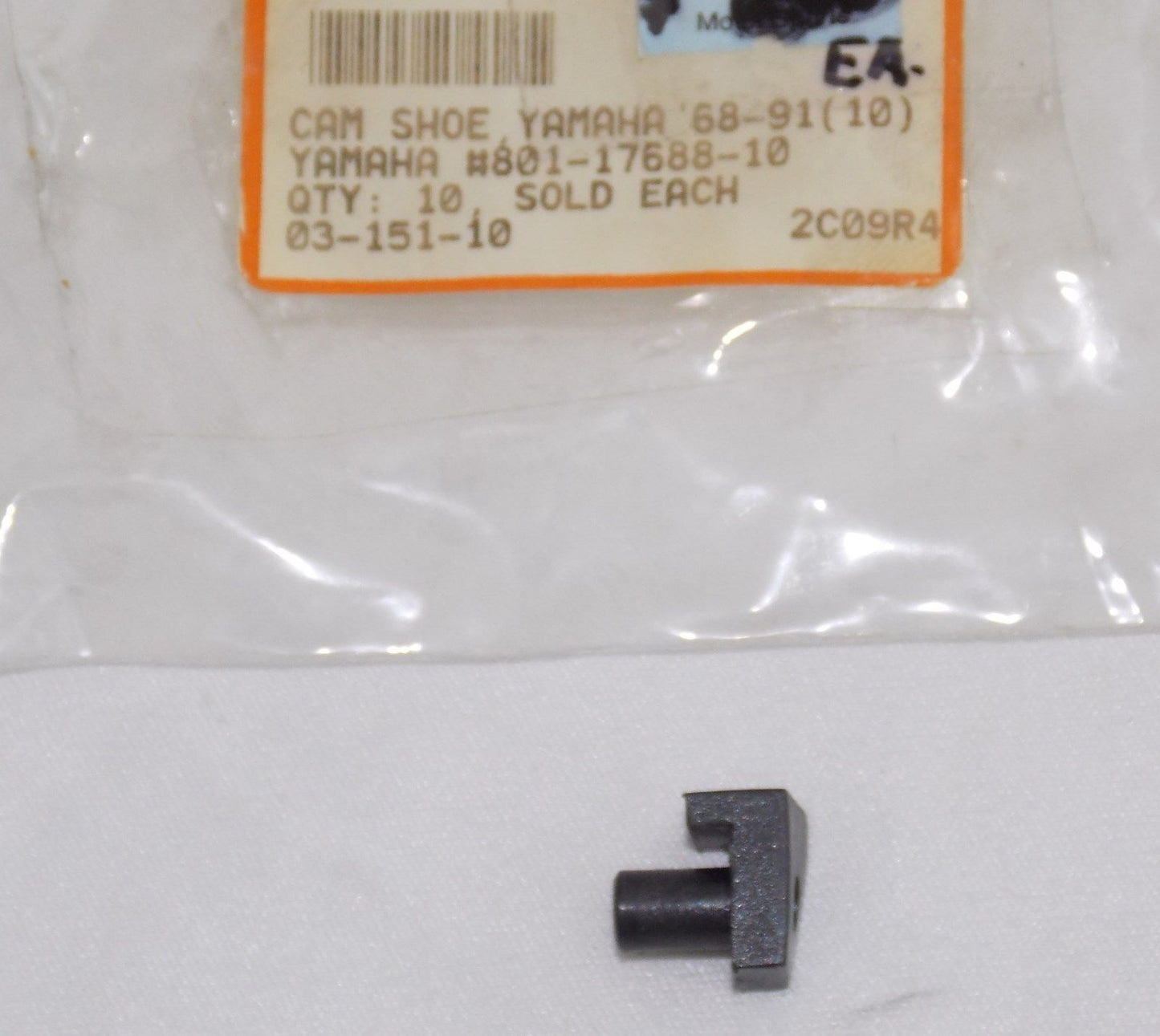 NOS YAMAHA 1968-1990 SHOE RAMP SL351 GP396 SW396 SS433 GS300 801-17688-10 - MotoRaider