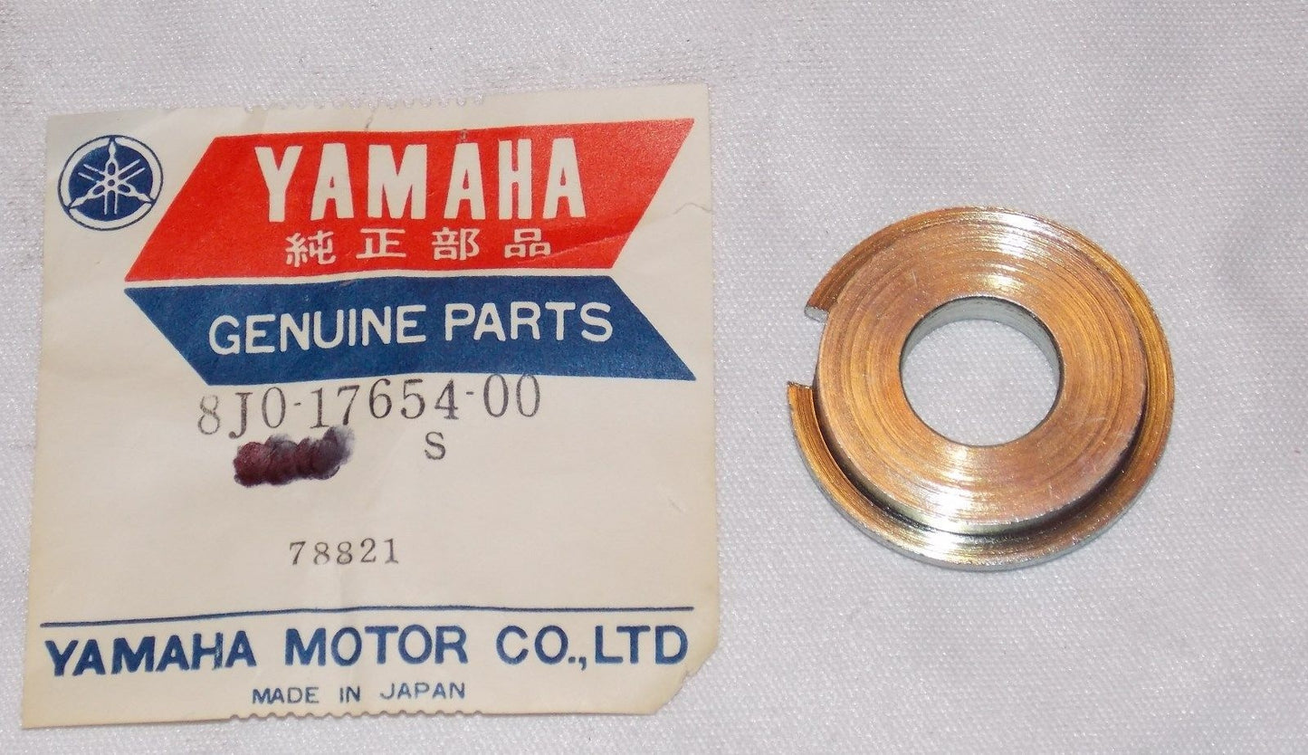 NOS YAMAHA 1979-1983 1988 SPACER EC540 SS440 SRX440 ET340 8J0-17654-00 - MotoRaider