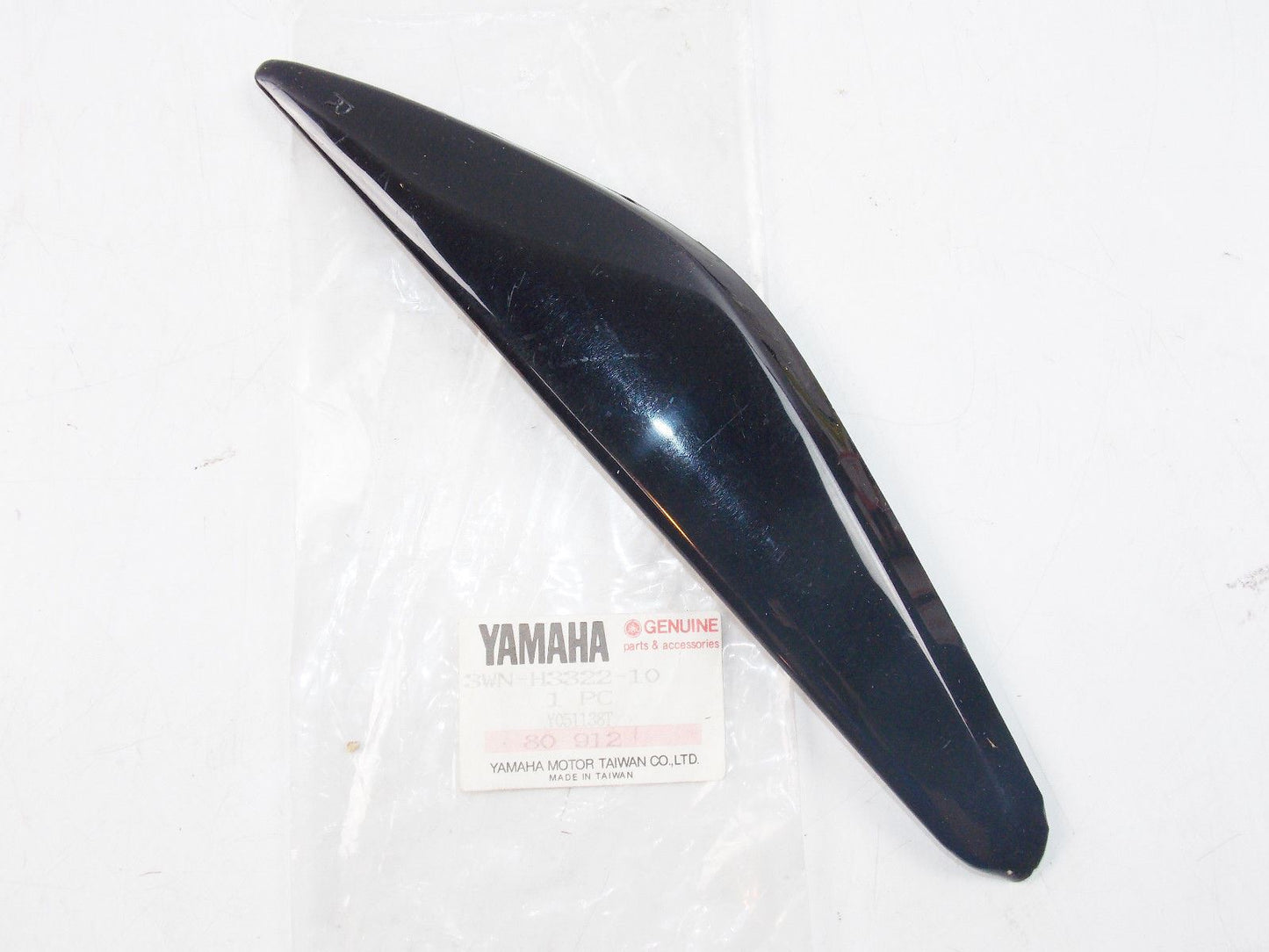 OEM GENUINE NEW YAMAHA 1991 CR50Z CR50 SCOOTER LENS FLASHER 3WN-H3322-10 - MotoRaider