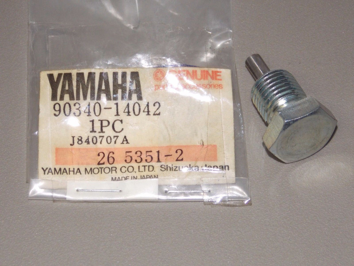 NOS YAMAHA 1998-2007 OIL TANK PLUG VMX12 XV1100 W1 90340-14042 - MotoRaider