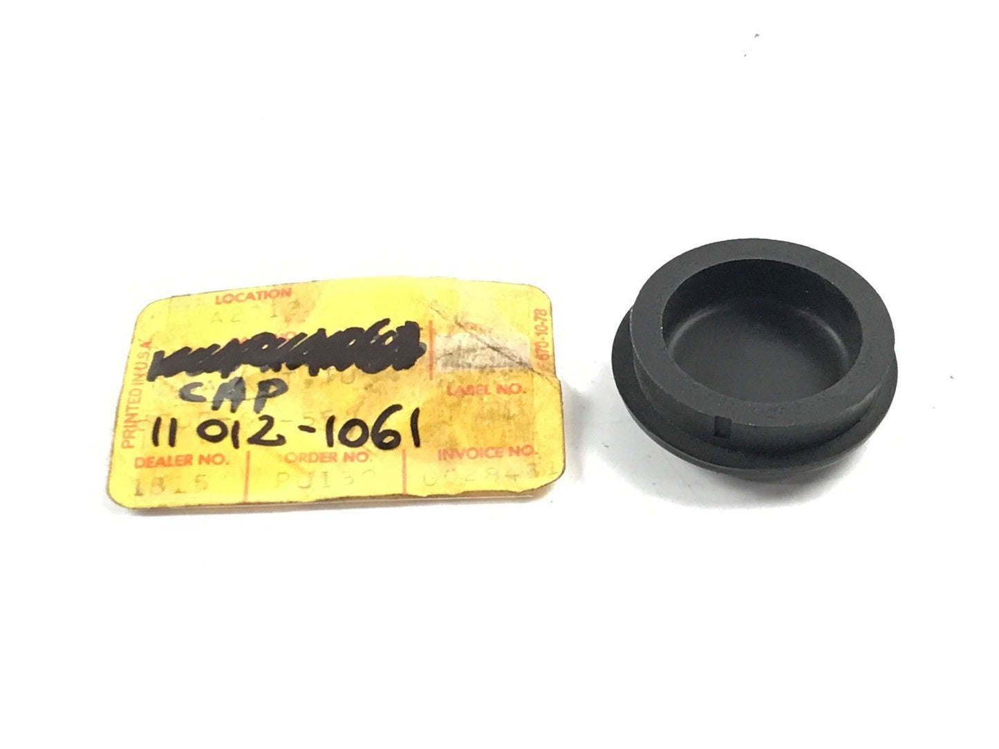 NOS KAWASAKI 1980-1982 KE175 1980 KZ550 1982-1983 KZ750 RUBBER CAP 11012-1061 - MotoRaider