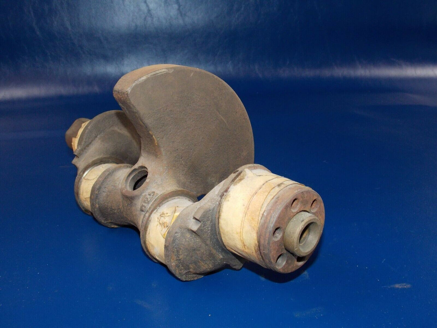 OEM 1960-70's FIAT 500 CRANKSHAFT MOTOR ENGINE VINTAGE AUTOMOBILE CINQUECENTO - MotoRaider