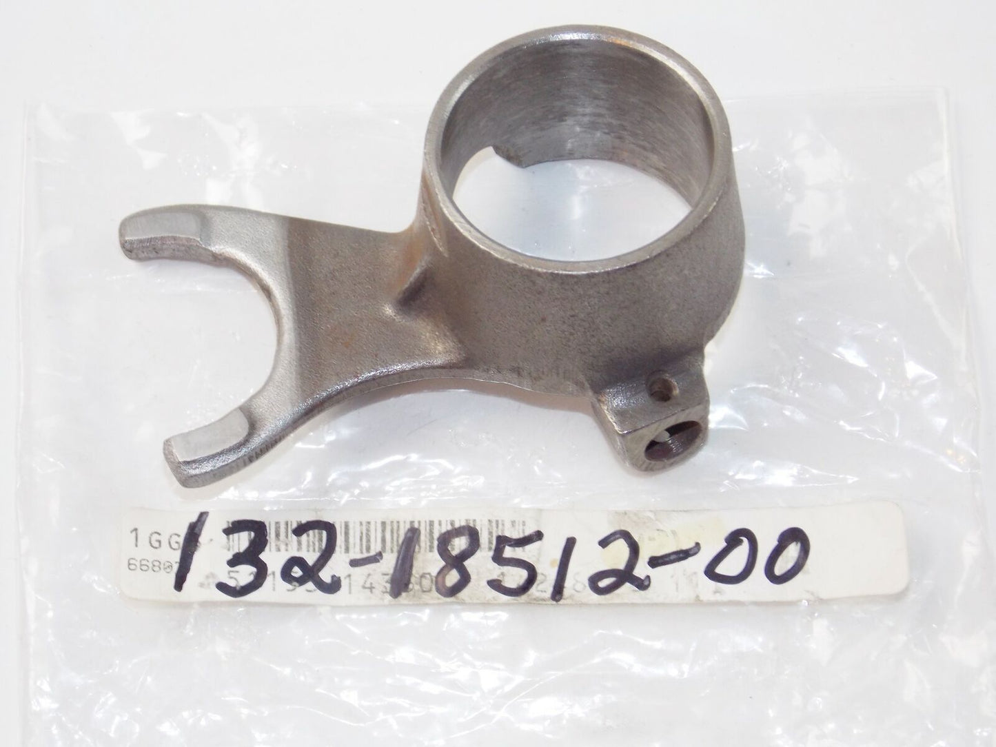 NOS YAMAHA 1966-67 YL1 YL1E B62 GEARBOX TRANSMISSION SHIFT FORK 2 132-18512-00 - MotoRaider