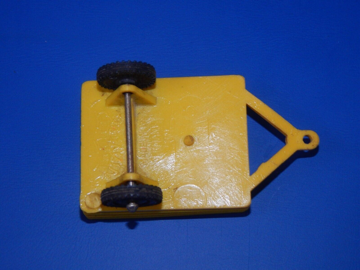 1960's VINYL LINE VINTAGE TOY MODEL TRAILER YELLOW 3.25"X2" GERMANY - MotoRaider