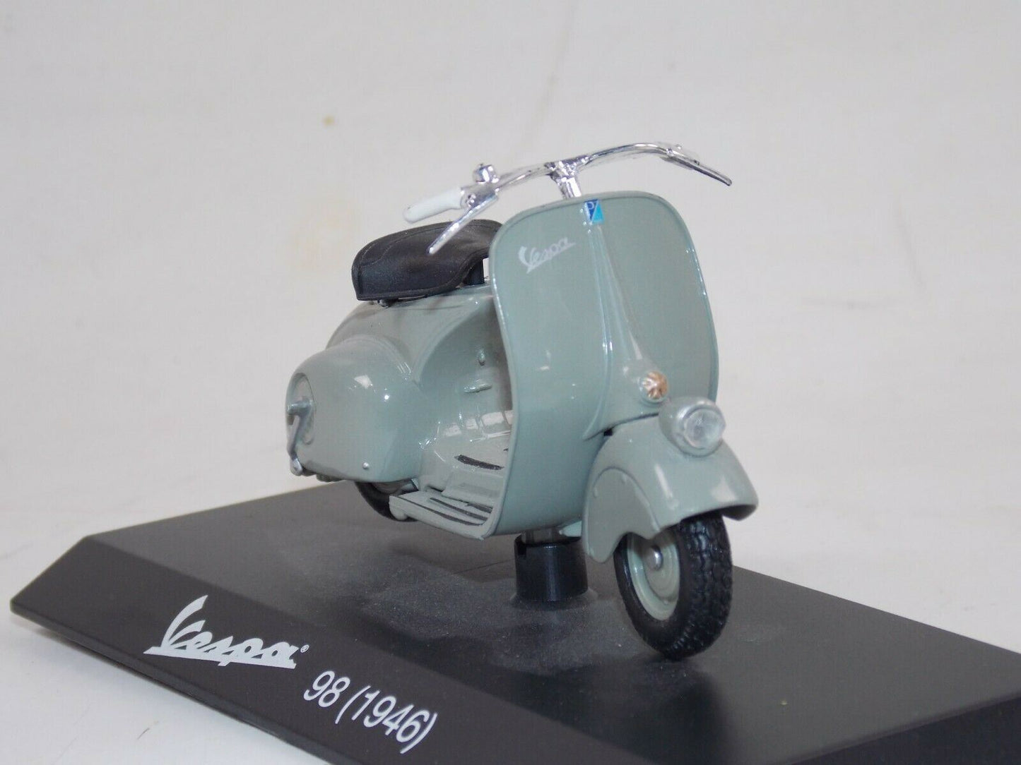 1946 VESPA 98 GREY PIAGGIO VINTAGE SCOOTER L=4" 100mm SCALE 1:18 MODEL DIE CAST - MotoRaider