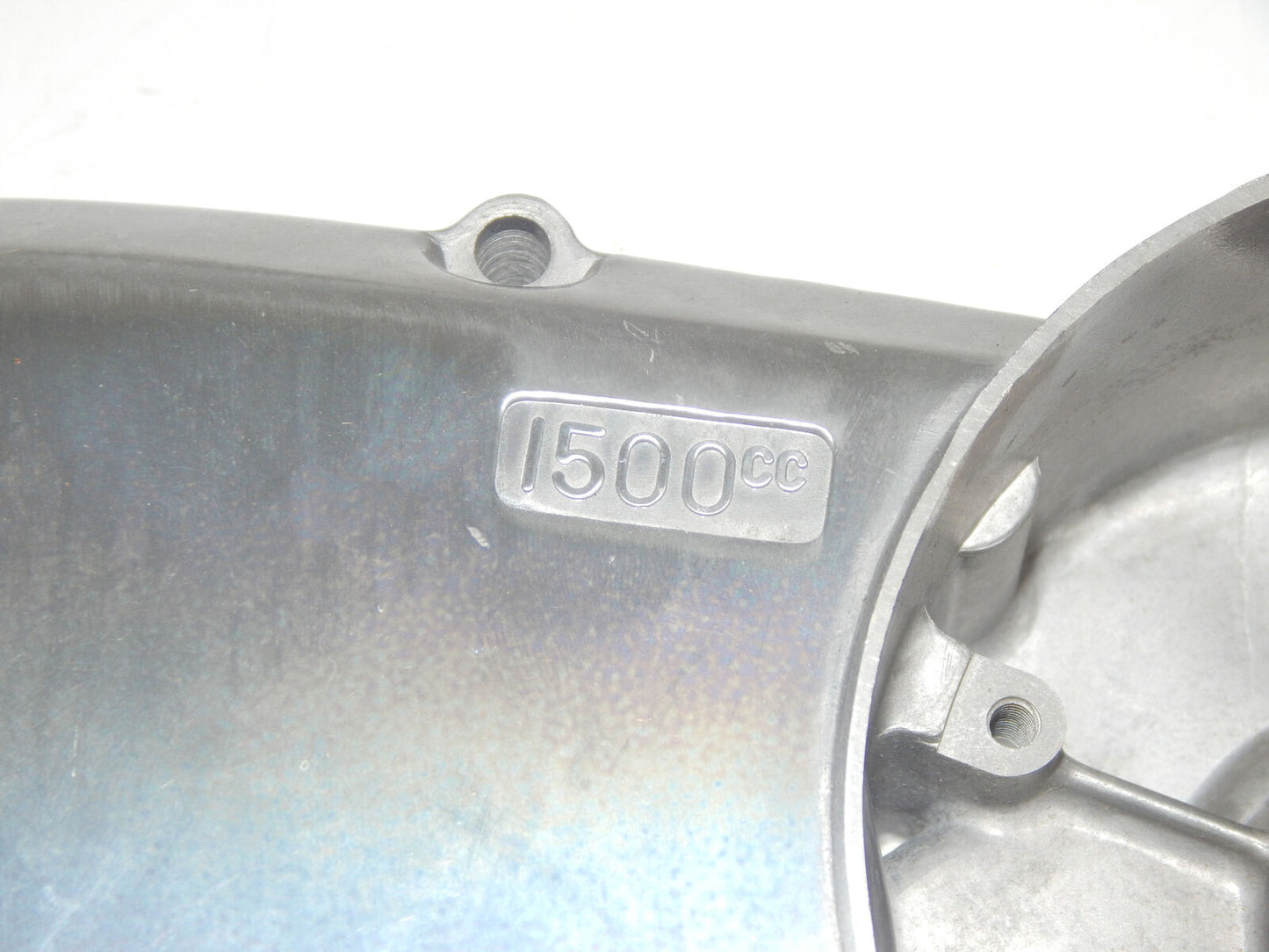 OEM 1970's SUZUKI GT380 GT550 ENGINE MOTOR CRANKCASE RIGHT COVER "3SZZ153" - MotoRaider