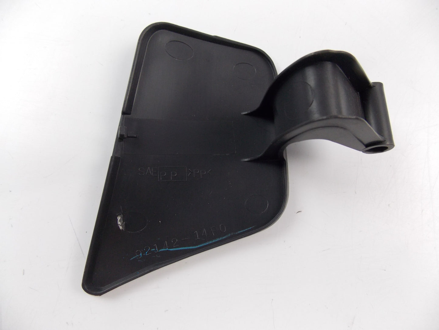 NOS OEM SUZUKI 1998-2002 AN250 BURGMAN LID FRONT UPPER BOX 92142-14F00-Y0J - MotoRaider