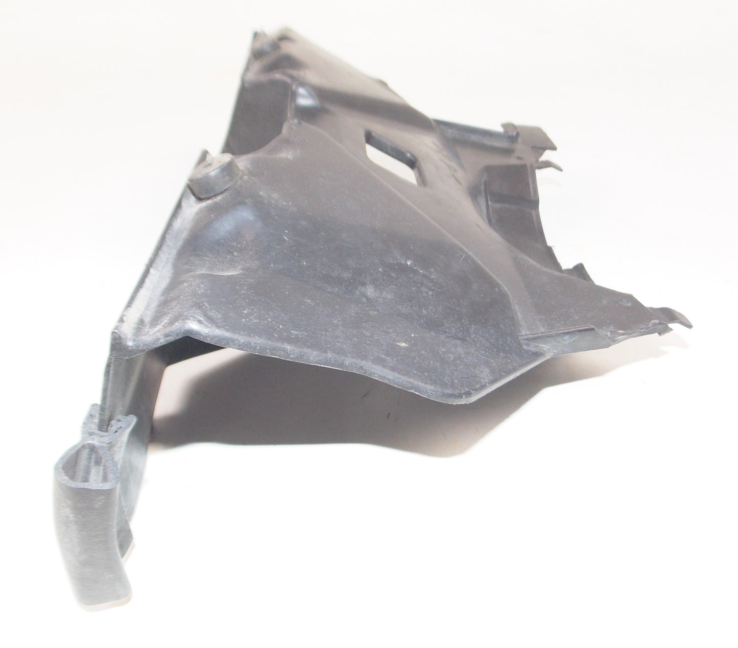 1994-1995 YAMAHA FZR 600R FRONT LOWER RADIATOR SHROUD COVER PANEL PROTECTOR - MotoRaider