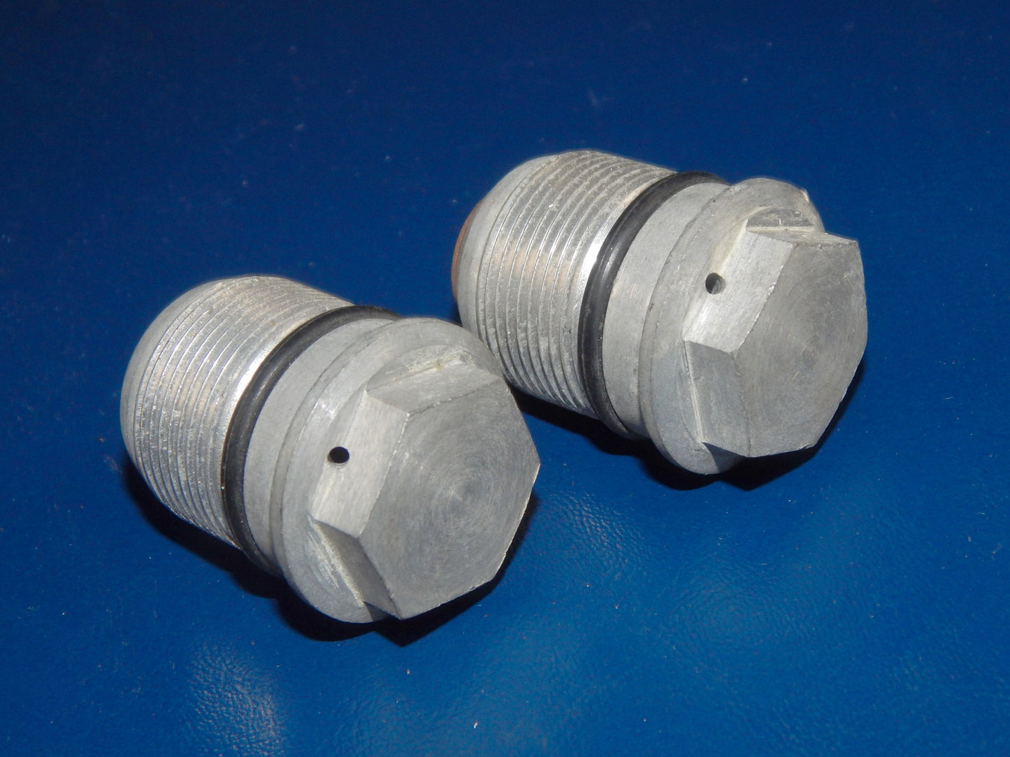 1 pair NOS FRONT FORK SUSPENSION TUBE TOP NUT VALVE THREAD D=28mm CAGIVA MORINI - MotoRaider