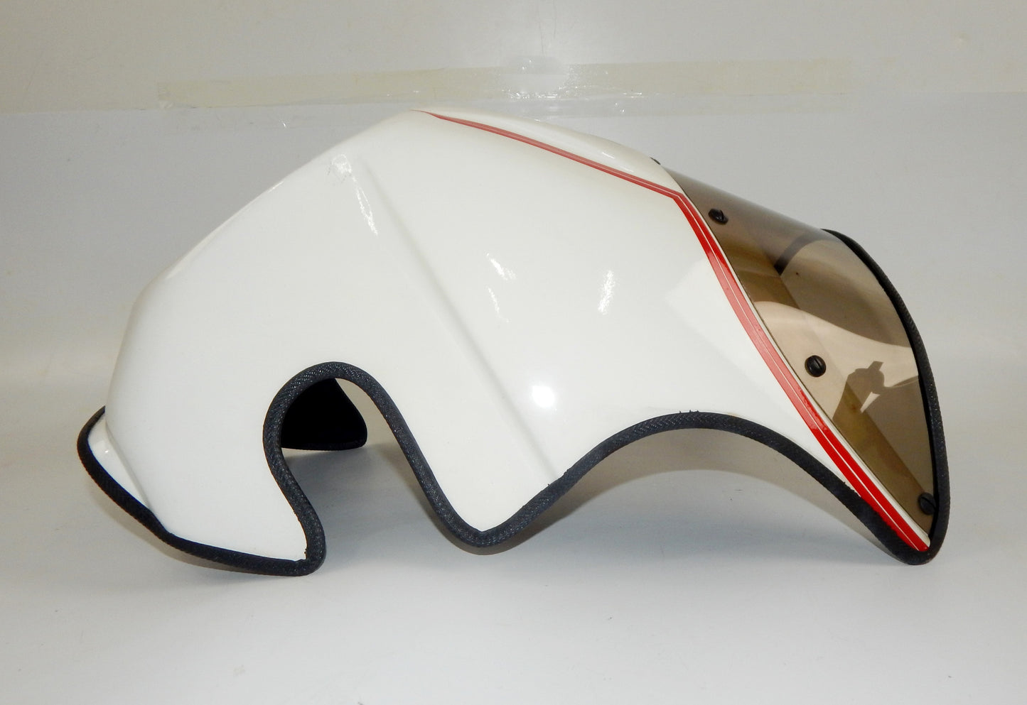 1990's WHITE FRONT FAIRING BROWN WINDSHIELD SCREEN SUZUKI GS GT RG VINTAGE W=13" - MotoRaider