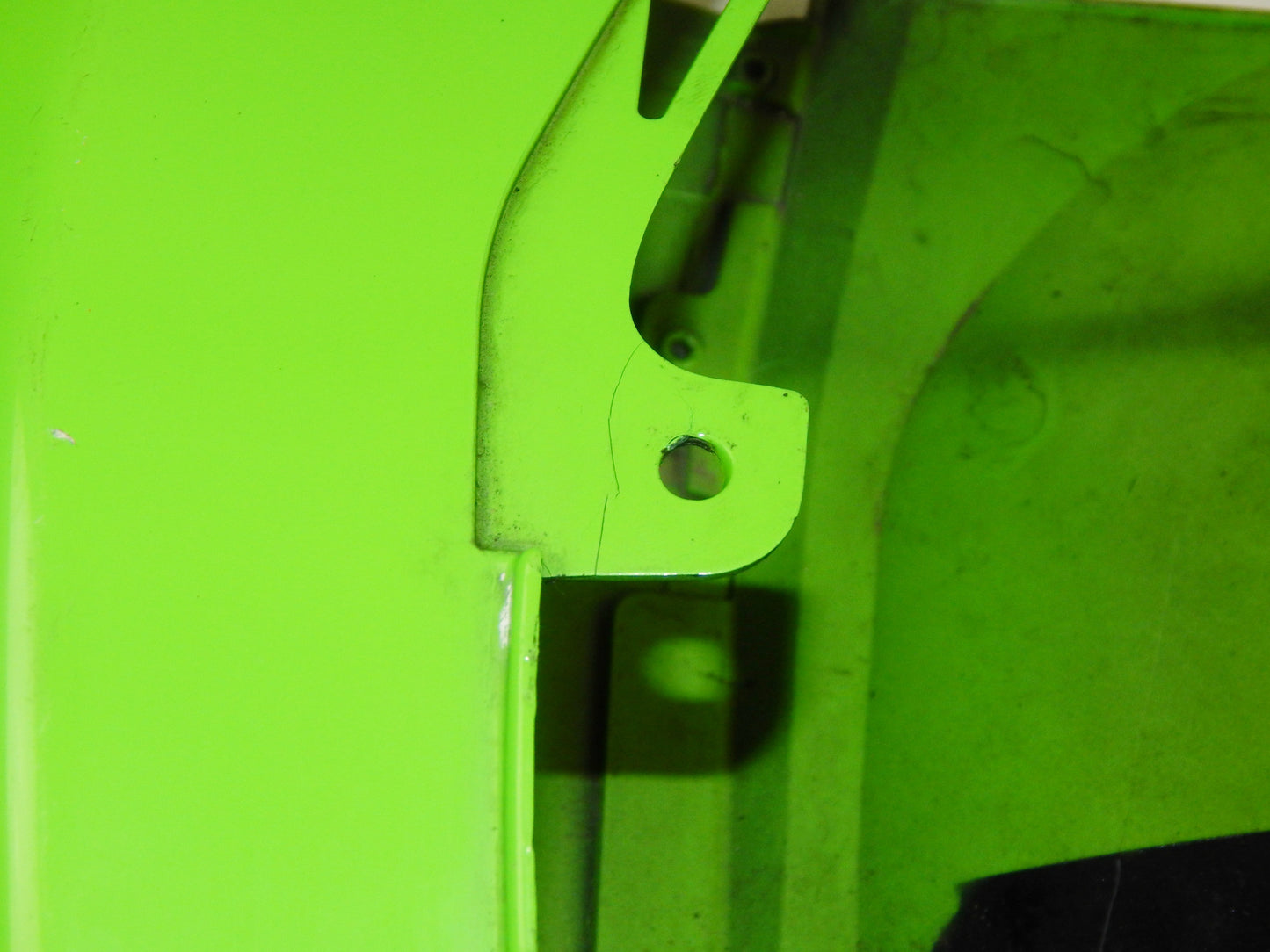 OEM KAWASAKI 2004-05 NINJA ZX10 ZX10R REAR TAIL FAIRING COVER GREEN 36040-0015 - MotoRaider