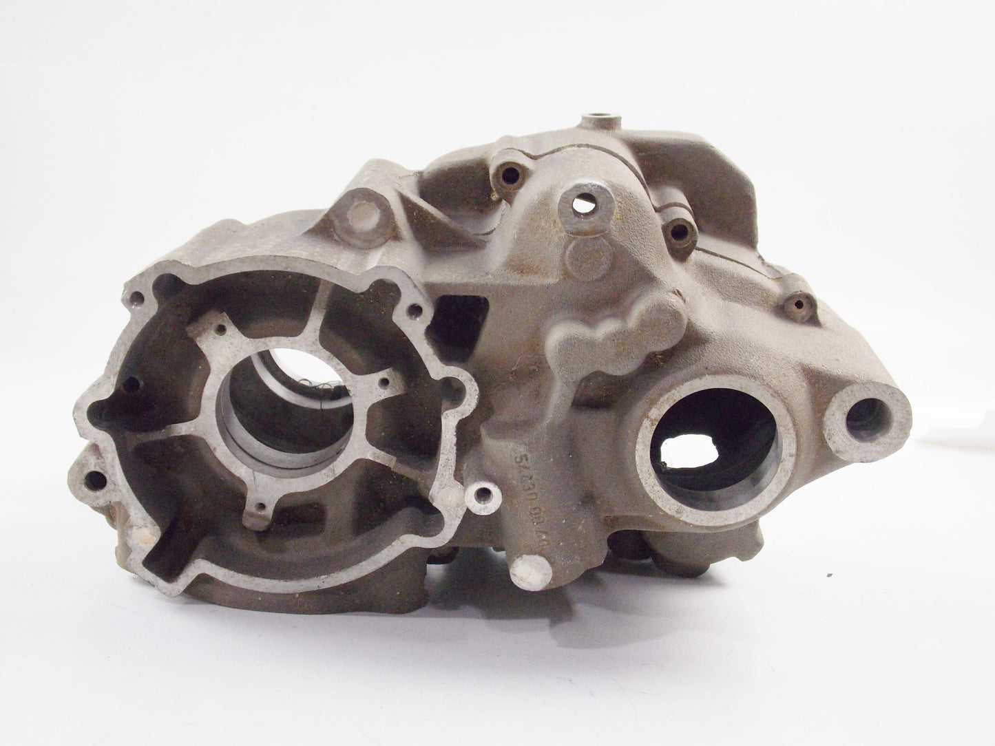 NOS OEM 1985 KTM 250 ENGINE CENTER CASE MOTOR CRANKCASE 54430000200 - MotoRaider