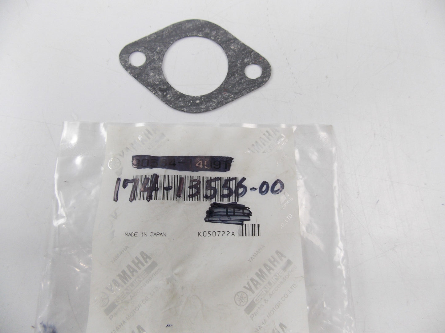 NOS OEM YAMAHA 1968 1969 1971 YCS1 CS3B GASKET AIR INTAKE MANIFOLD 174-13556-00 - MotoRaider