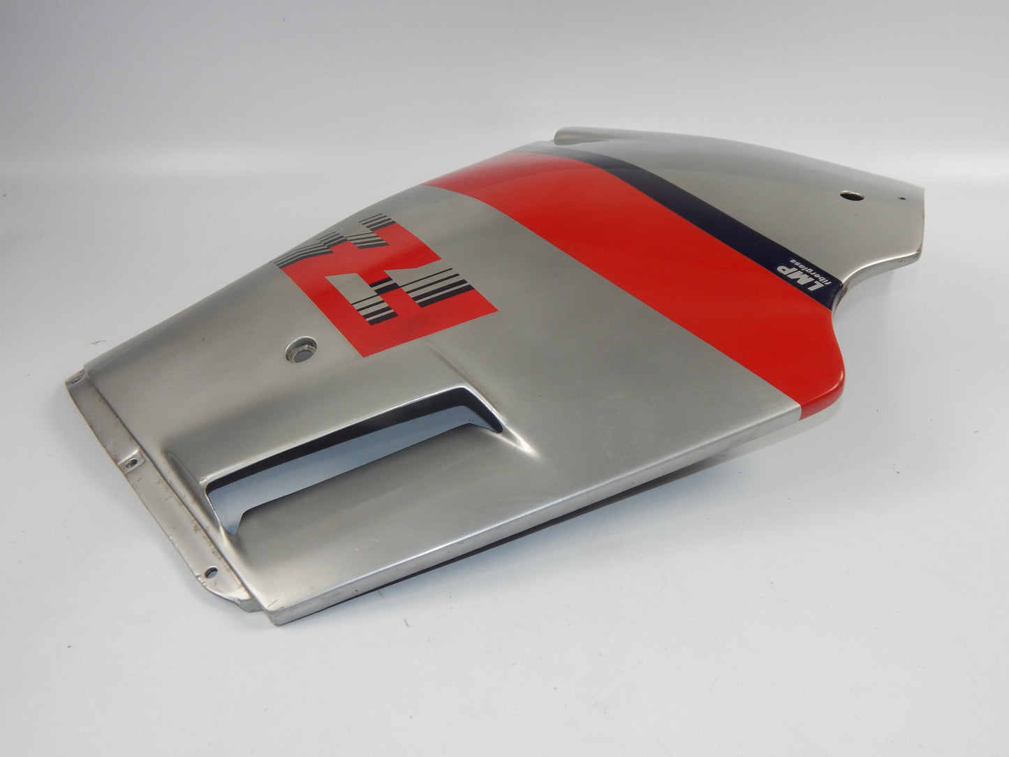 1980-90's YAMAHA FZ LMP FIBERGLASS RIGHT LOWER FAIRING PANEL COVER SILVER RED - MotoRaider