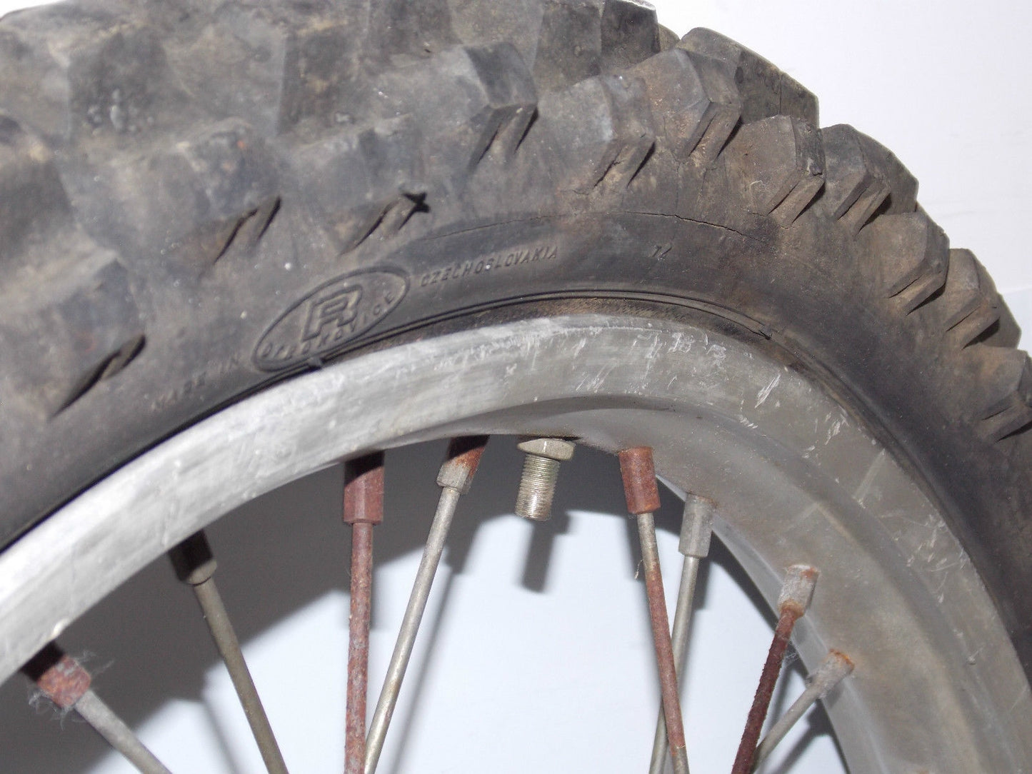 1978 KTM 400 MC5 GS MOTOCROSS VINTAGE AHRMA FRONT WHEEL SUN METAL RIM 21" - MotoRaider