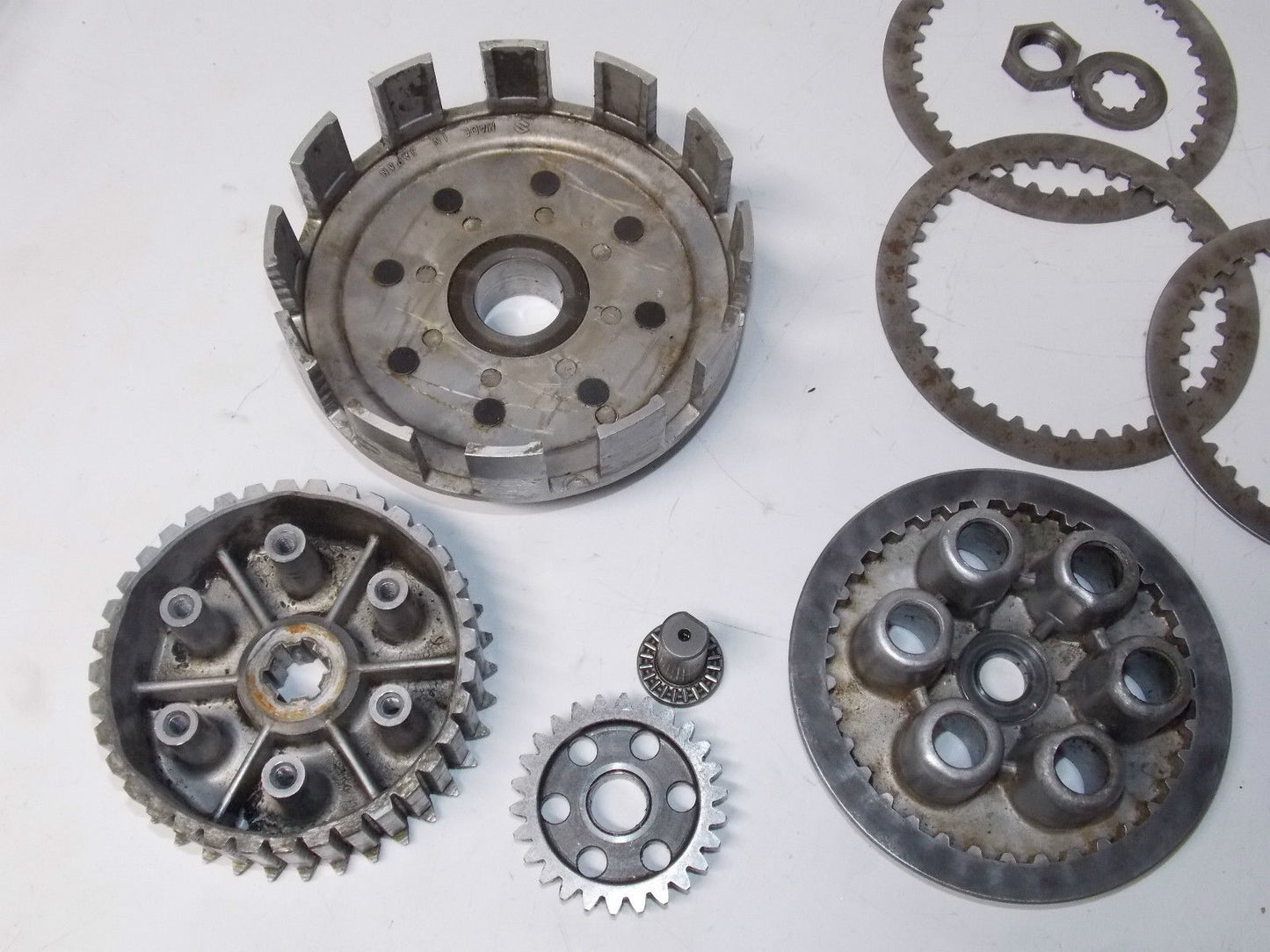 1979 SUZUKI RM250N CLUTCH ASSEMBLY MECHANISM PLATES RM VINTAGE AHRMA - MotoRaider