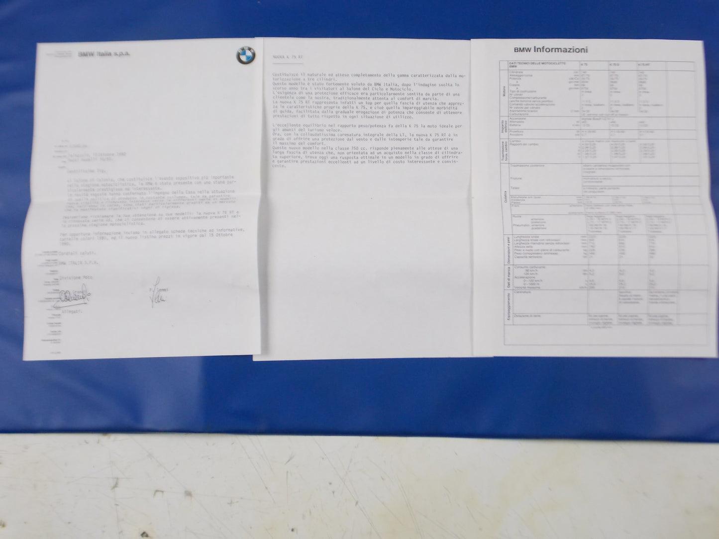 BMW 1990 K 75 RT K75 S ORIGINAL DEALER NEW MODEL PHOTOS 7x9.5" + LETTER ITALIAN - MotoRaider