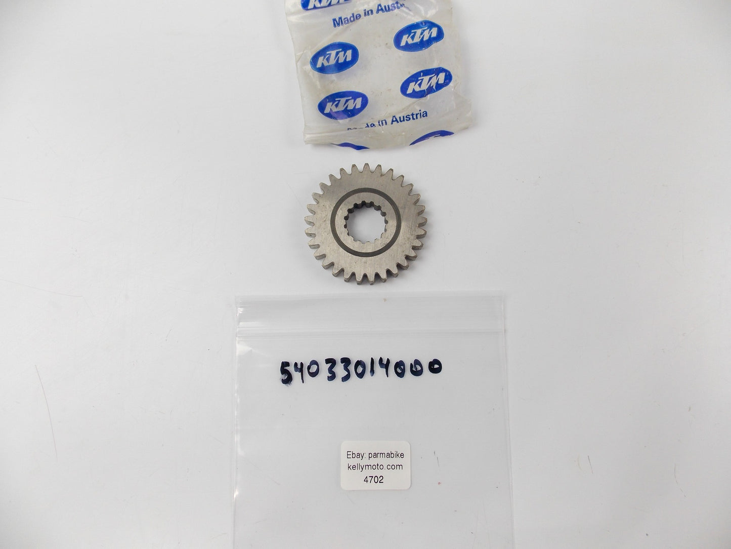 NOS OEM KTM 250/II Enduro 6-Speed GS 6th GEAR MAINSHAFT 29 T. 54033014000 - MotoRaider