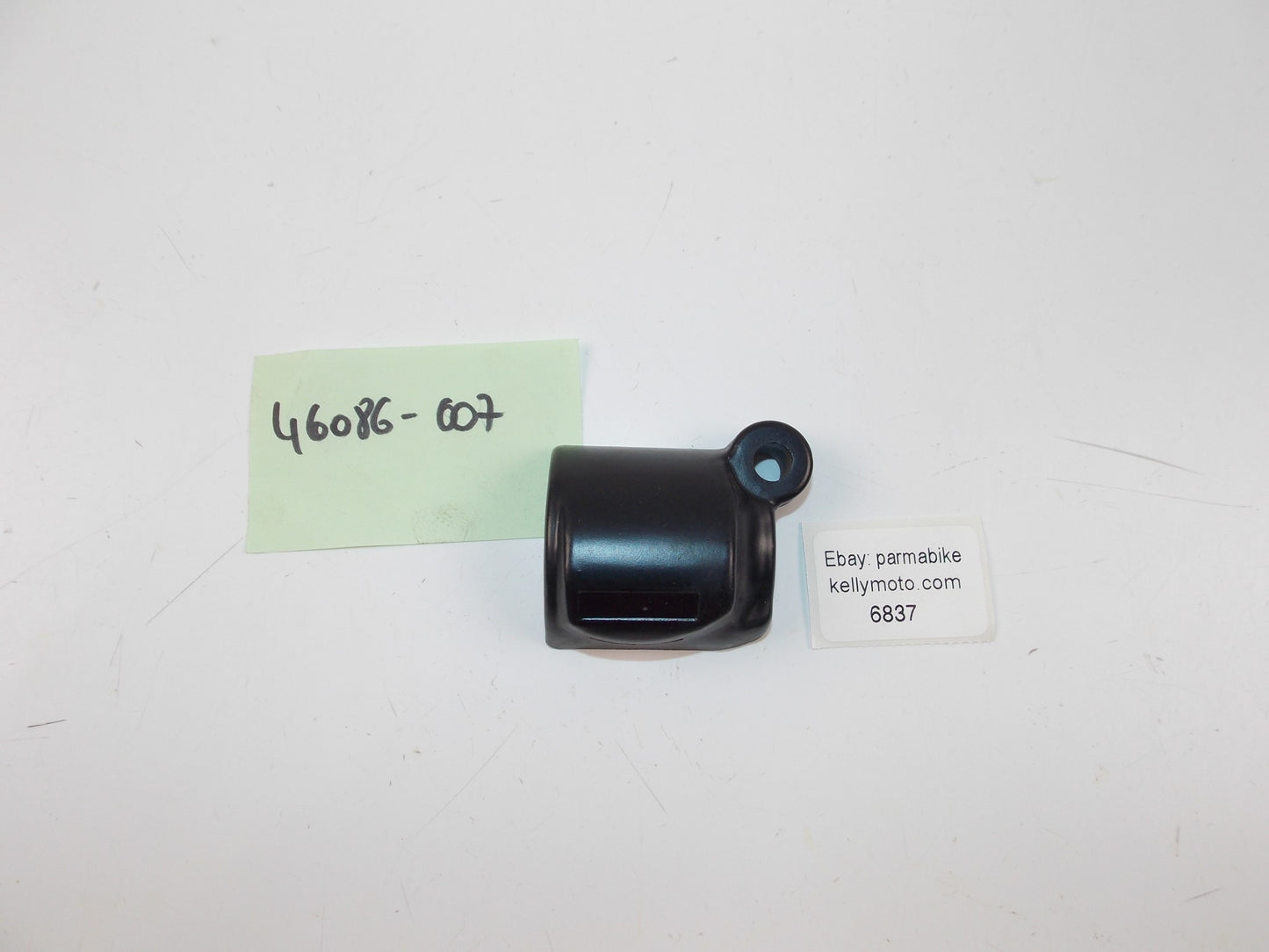 NOS KAWASAKI LEFT HANDLEBAR UPPER SWITCH CASE COVER A1/7 CE F3/4 G3 W2 46086-007 - MotoRaider