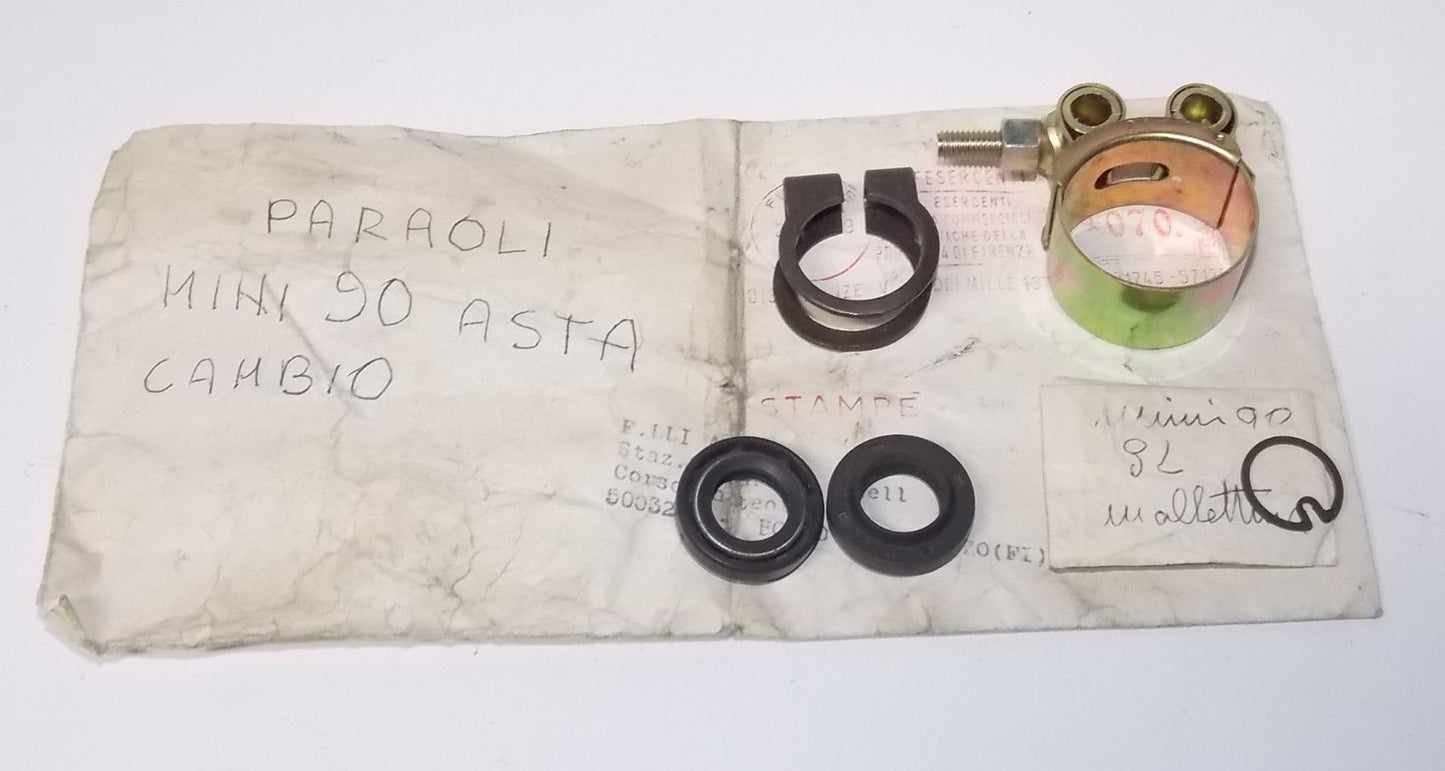 NOS OEM 1980'S MINI 90 INNOCENTI MIX PARTS SHIFTER LEVER OIL SEAL CLAMP CLIP - MotoRaider