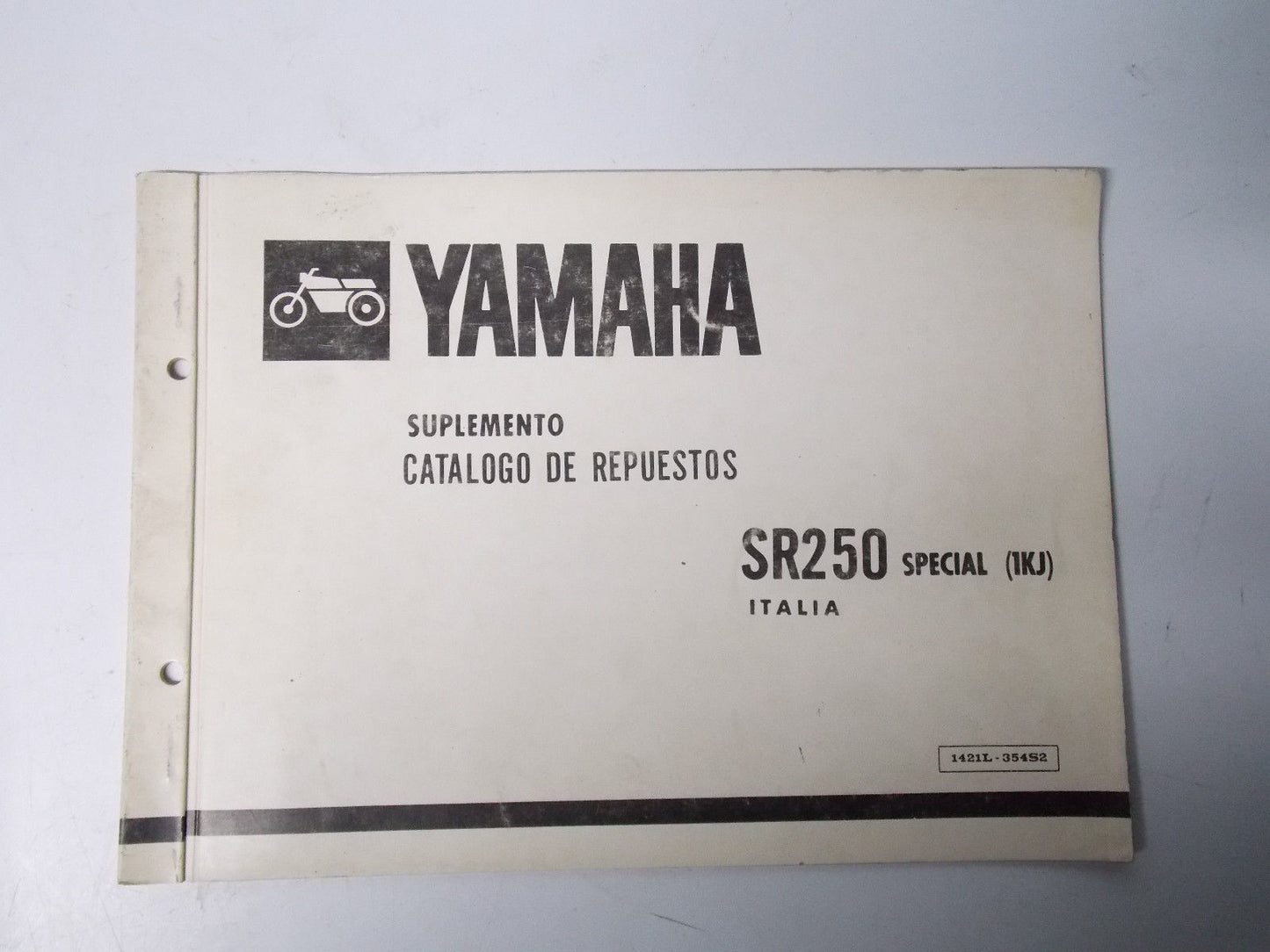 NEW YAMAHA 1987 SR250 SUPPLEMENT PARTS MANUAL BOOK PAMPHLET 1421L-35452 SPANISH - MotoRaider
