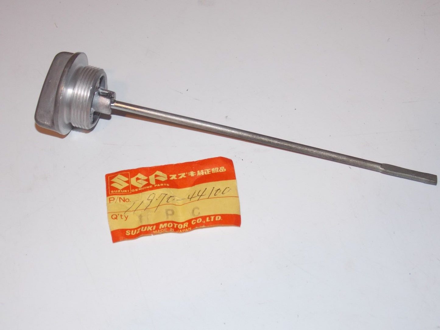 NOS SUZUKI 1980-1983 1985-1988 GUAGE OIL LEVEL GS450 11970-44100 - MotoRaider