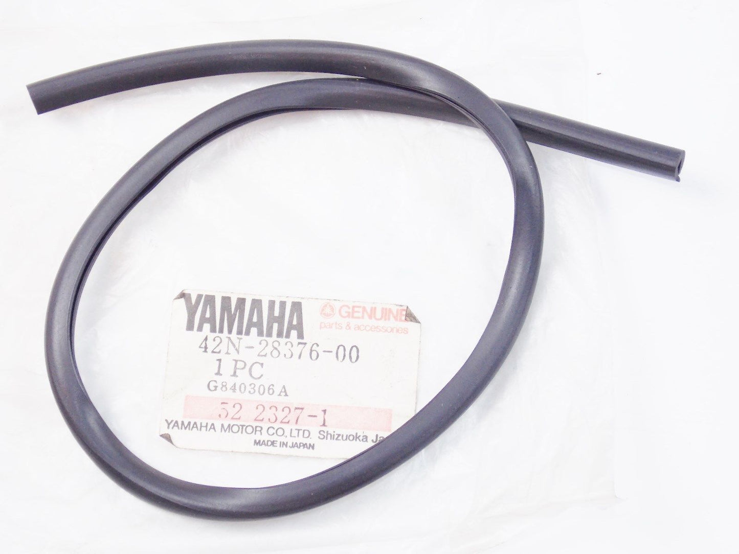 NOS YAMAHA 1991 TRIM FZS600 42N-28376 - MotoRaider