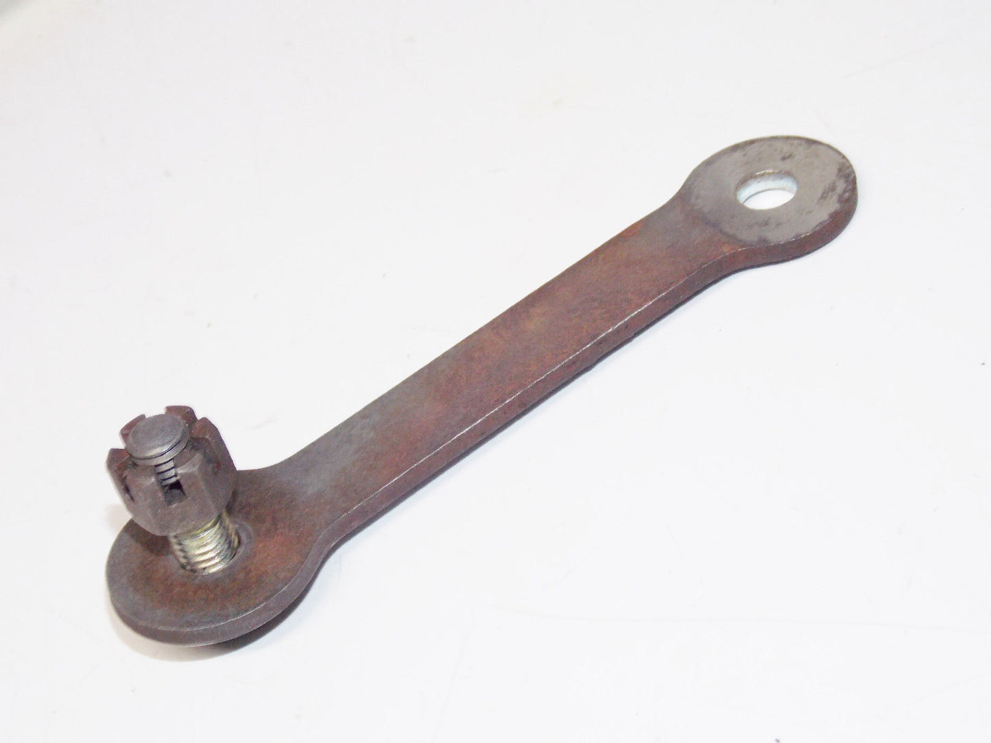 1973 HODAKA DIRT SQUIRT FRONT WHEEL BRAKE PLATE STAY BAR BRACKET ANCHOR - MotoRaider