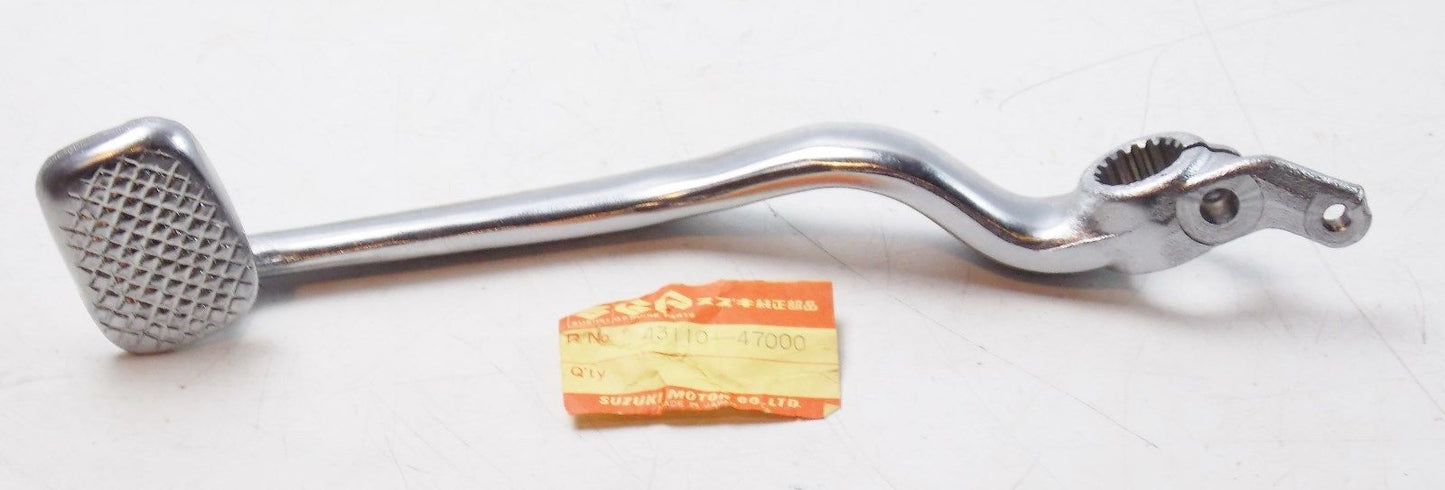 NOS SUZUKI 1977-1980 REAR BRAKE PEDAL GS550 43110-47000 - MotoRaider