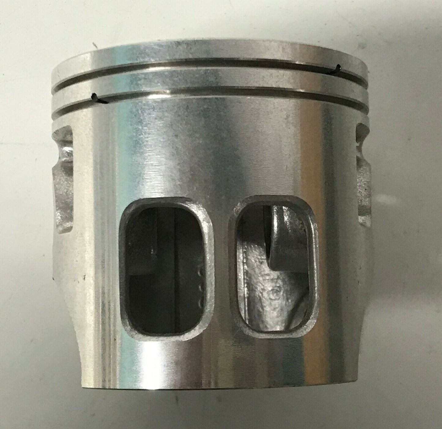 NOS YAMAHA 1979 1980 1981 PISTON 2 O/S 0.50 IT175 2W6-11636-00 - MotoRaider
