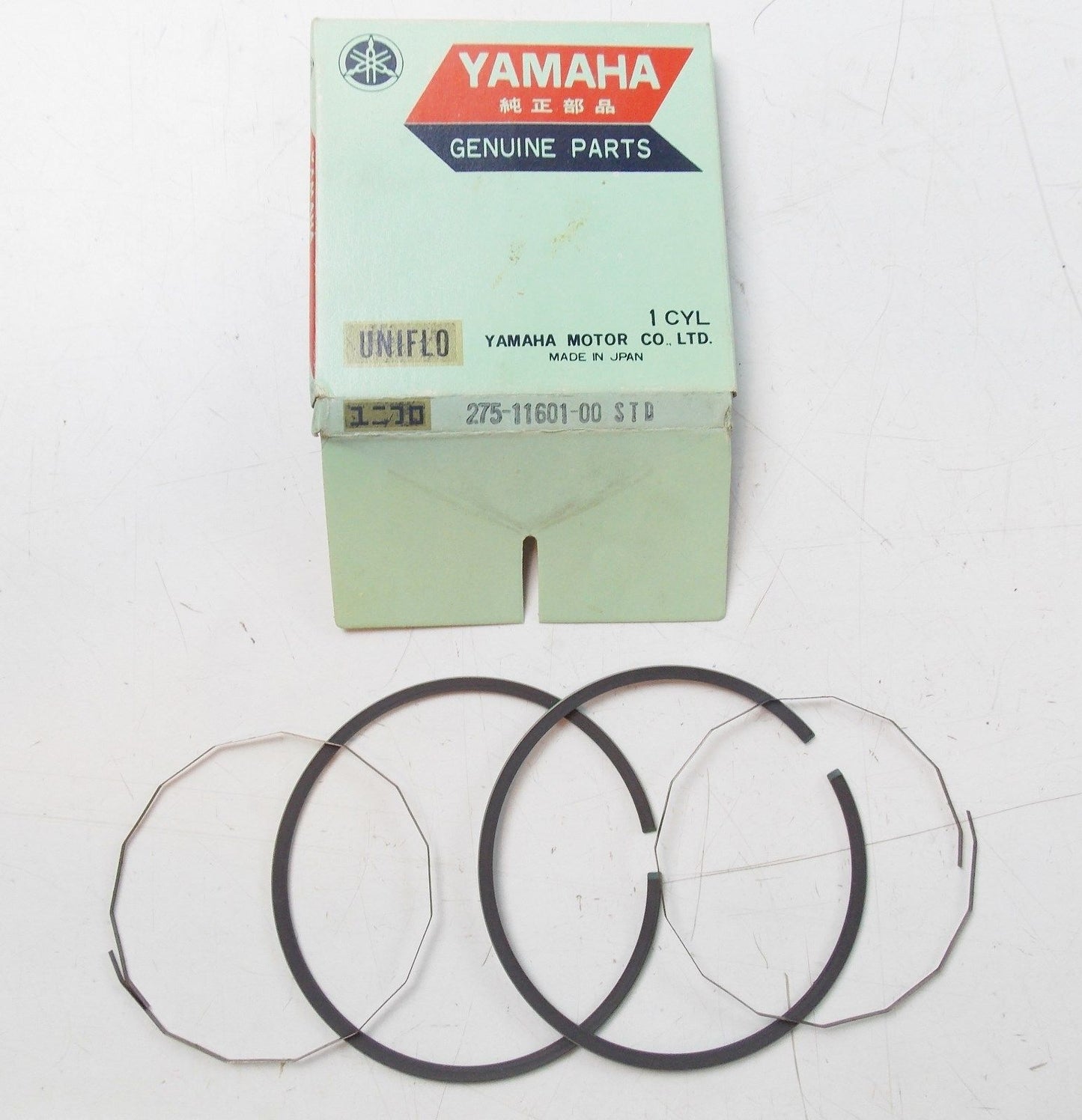 NOS YAMAHA 1970 1971 PISTON RING SET STD RT1 275-11601-00 - MotoRaider