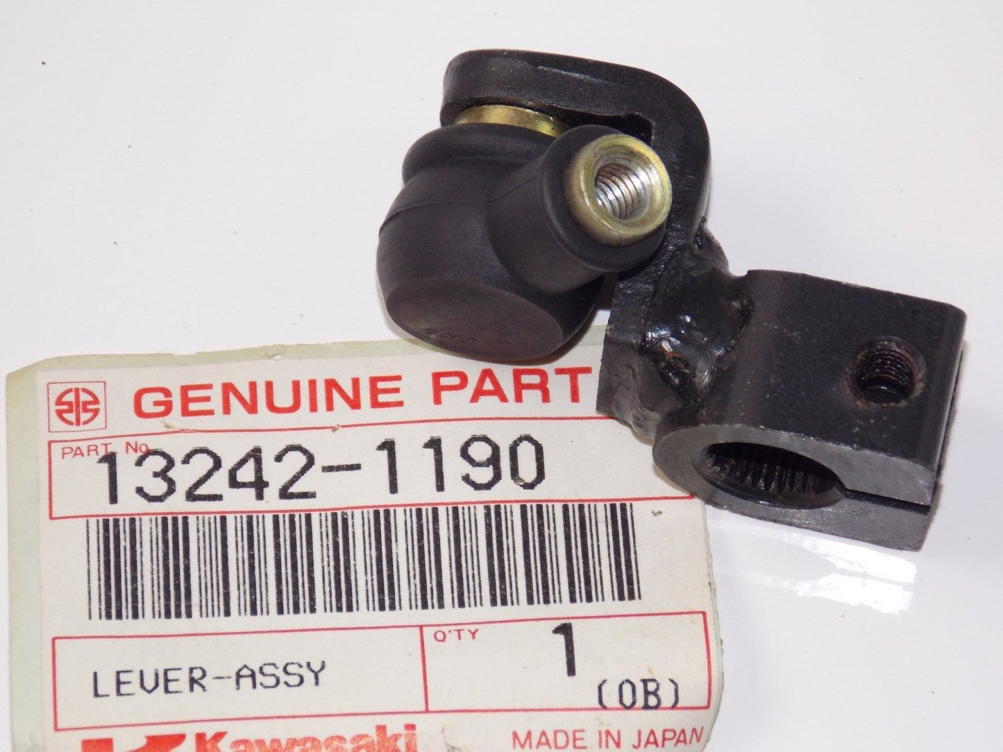 NOS KAWASAKI 1985-1997 CHANGE LEVER ASSY ZX600 13242-1190 - MotoRaider
