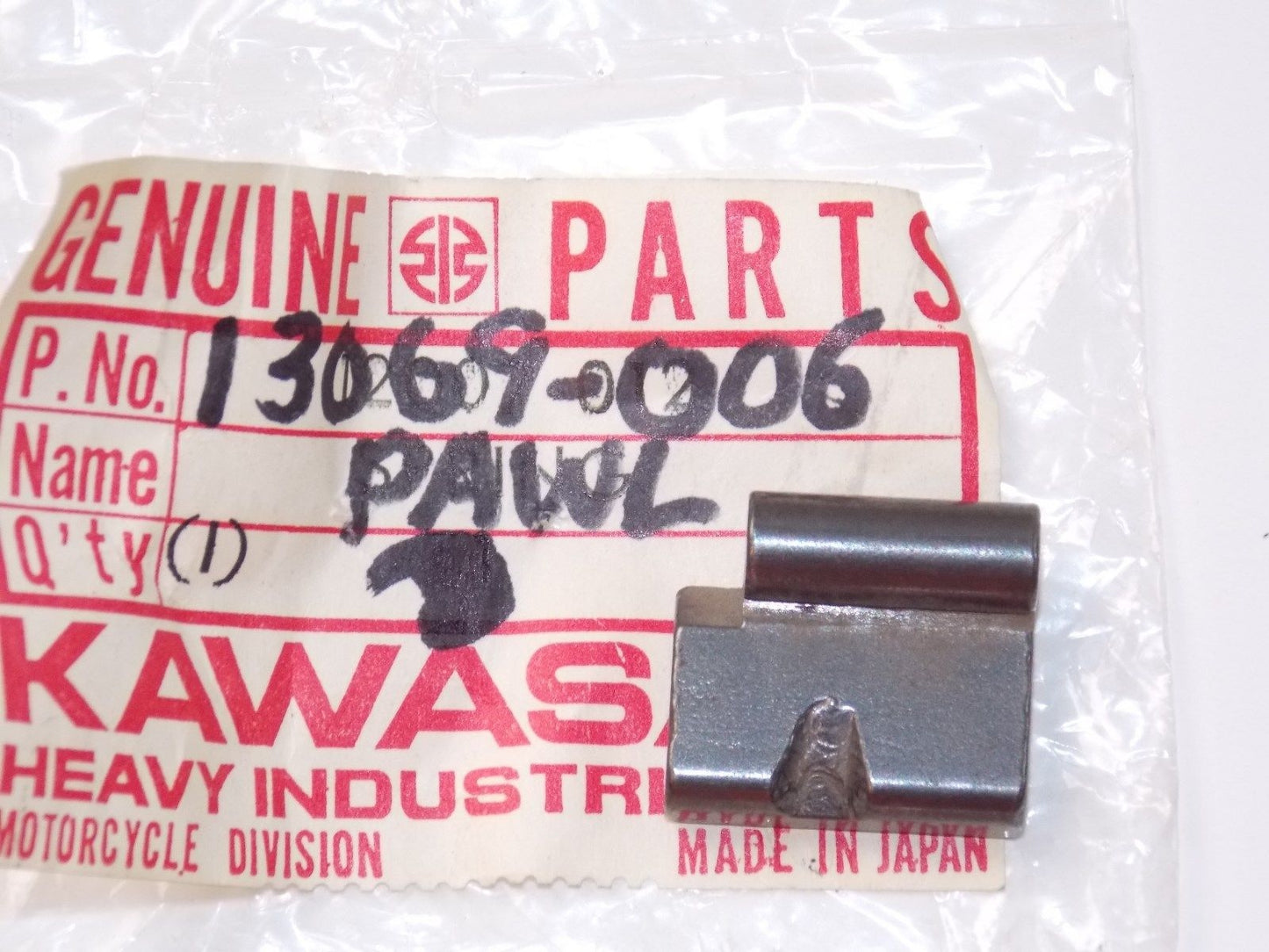 NOS KAWASAKI 1966-1971 KICKSTARTER PAWL A1 A7 13069-006 - MotoRaider